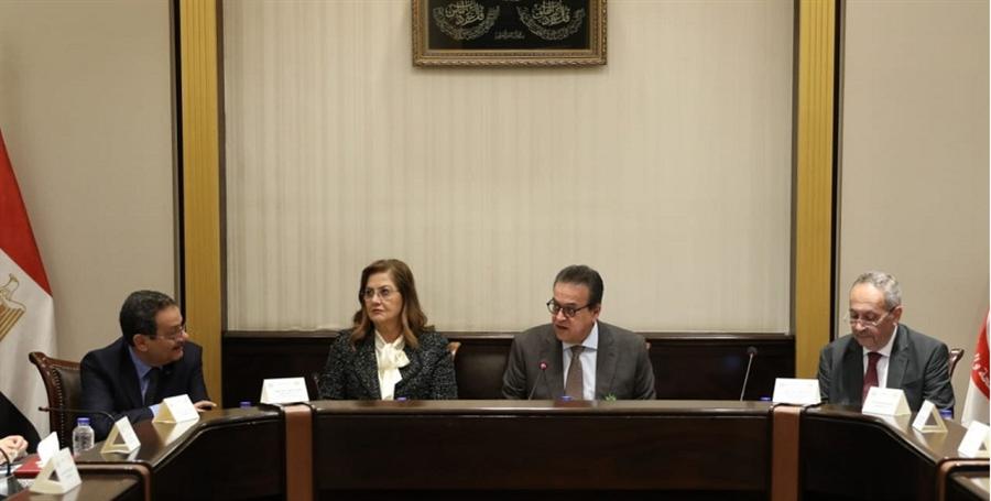 وزير الصحة يترأس اجتماع اللجنة الاستشارية للتنمية البشرية